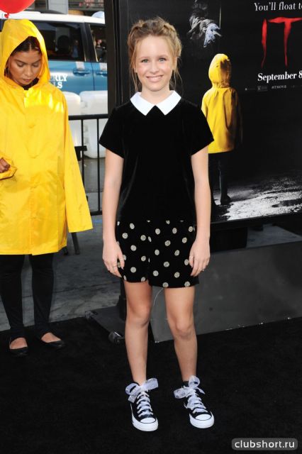 Lulu Wilson in shorts
